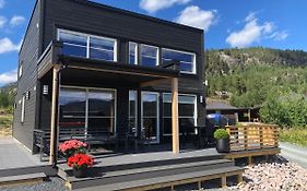Hytte Naer Vannet, Jacuzzi Og Sauna